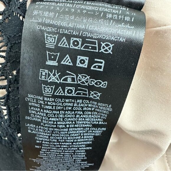 Guess Lace Paneled Bustier Crochet Peplum Sleeveless Top XS black - Picture 6 of 8